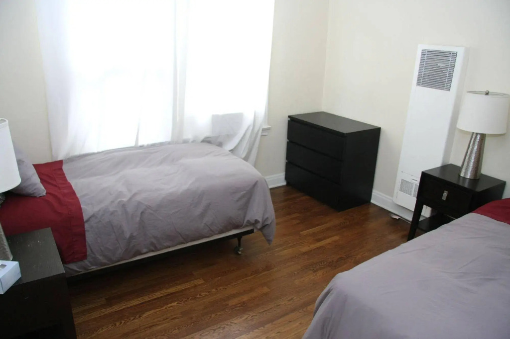 West Hollywood Vintage Vacation Apt