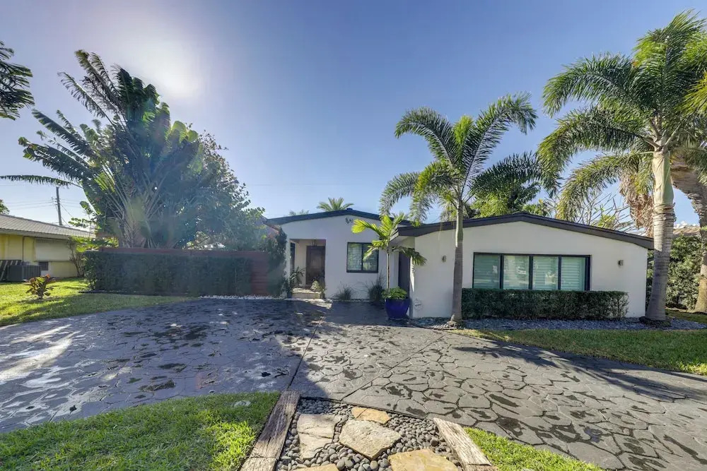 Upscale Home w/ Hot Tub: Walking Distance to Beach