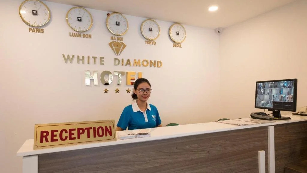 White Diamond Airport Hotel