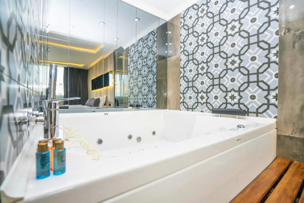 216 Station Suite Gebze