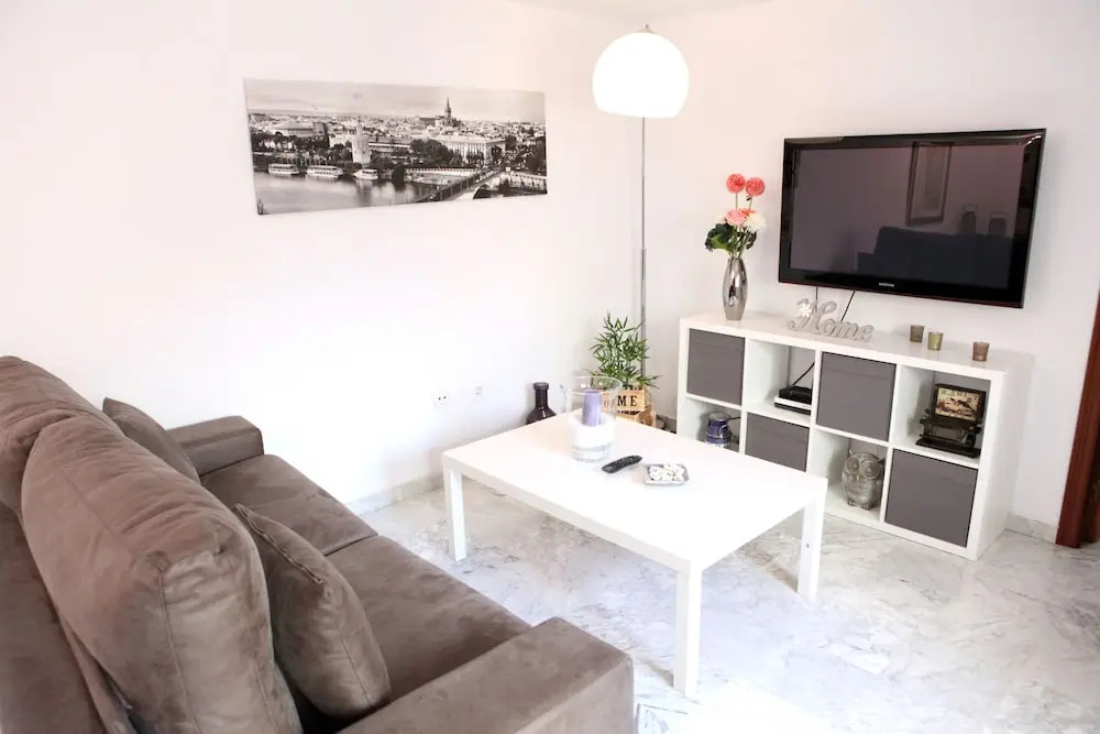 Duplex Karivu Gavídia