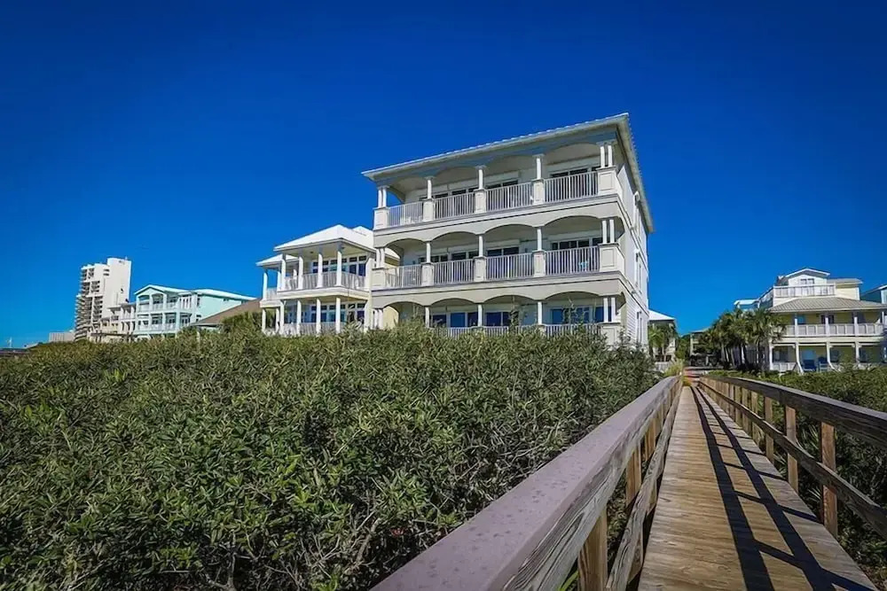 SEAVIEW I UNIT 300 4 Bedroom Holiday Home by Five Star Properties