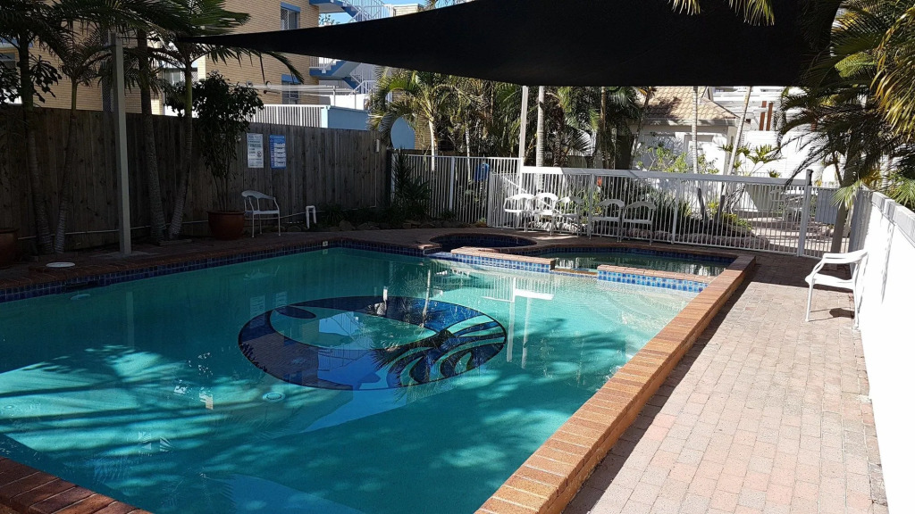 Outrigger Burleigh