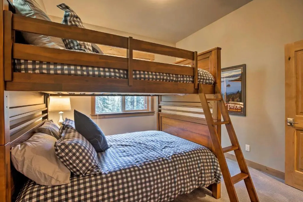 Saint Bernard - INCREDIBLE MOUNTAIN GETAWAY HOT TUB GAME ROOM GAS BBQ L2 EV CONNECTION TAHOE