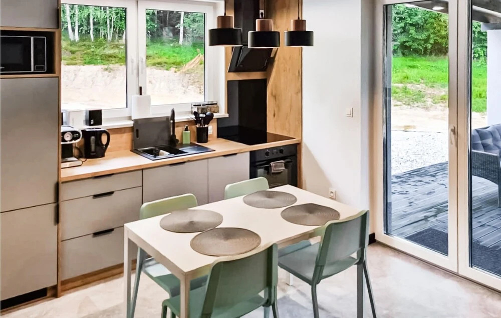 Nice Home in Staniszów With 3 Bedrooms and Wifi