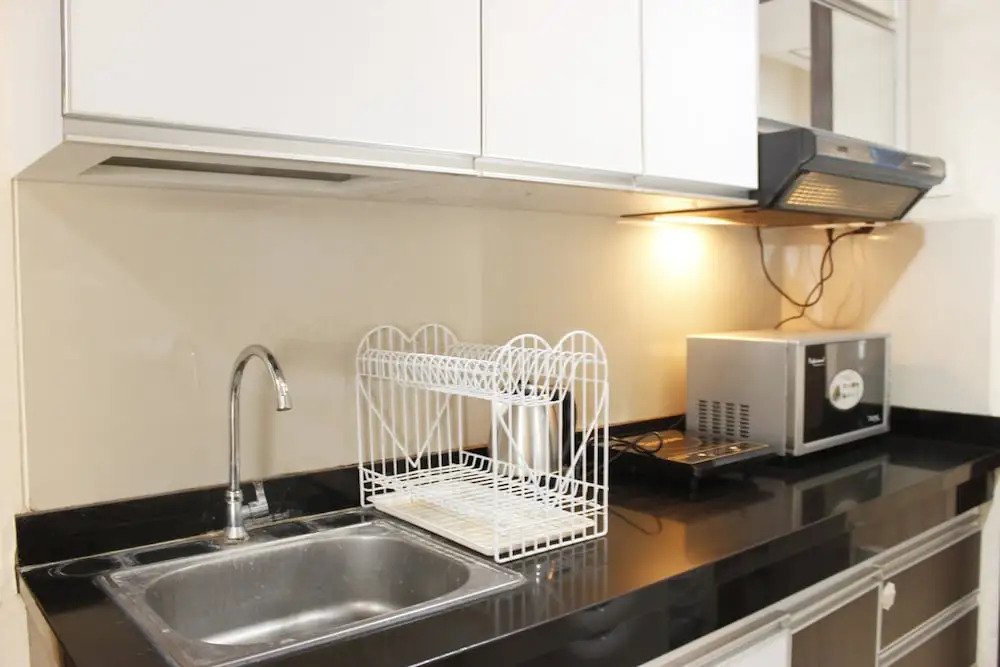Homey 2BR Apartment at Galeri Ciumbuleuit 2 By Travelio