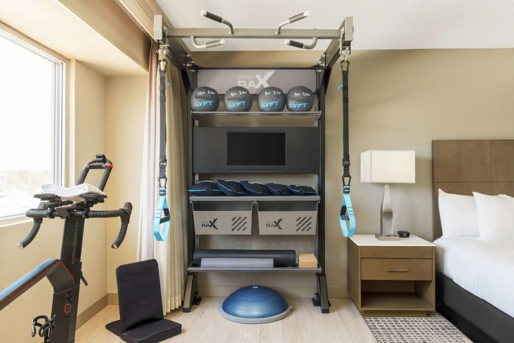 DoubleTree by Hilton Orlando Airport Hotel