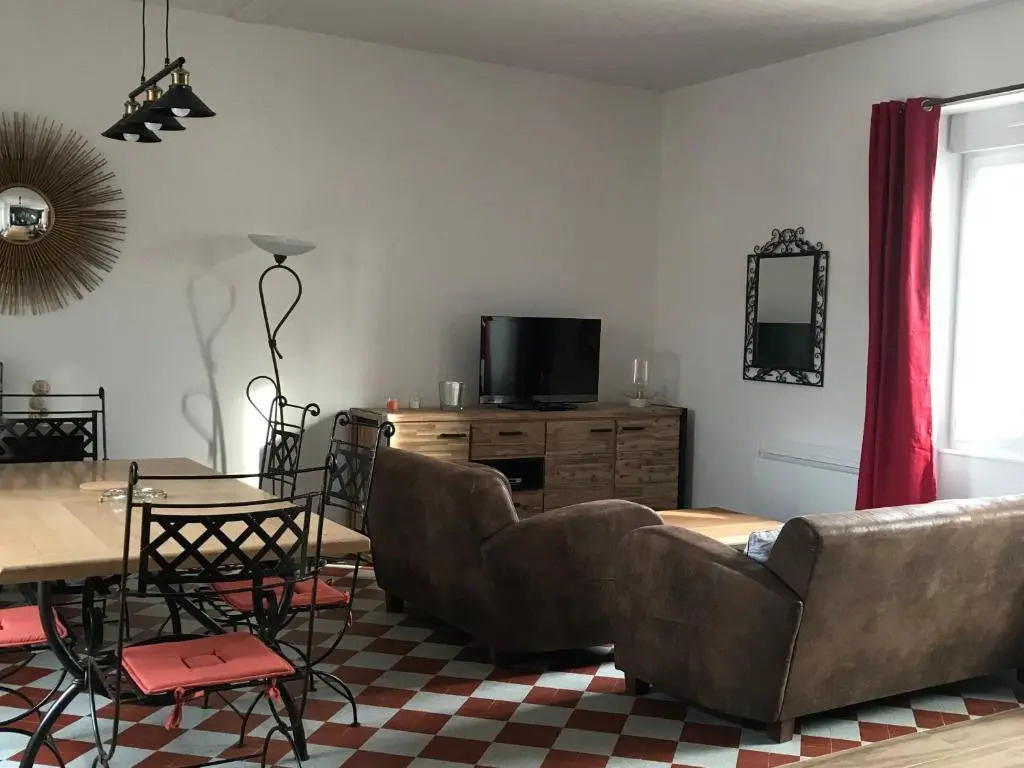 Maison de charme rénovée avec piscine, spa et proximité des plages vendéennes - FR-1-426-464