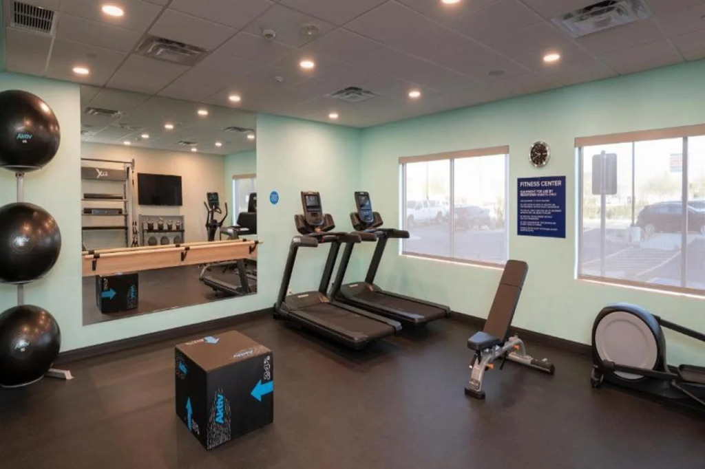 Tru By Hilton Phoenix Glendale Westgate