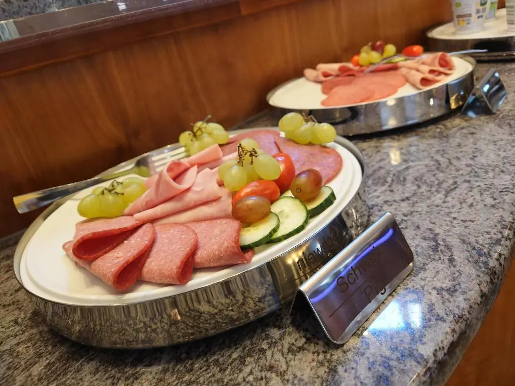 Apartment Hotel KRAL - BUSINESS HOTEL & SERVICED APARTMENTS