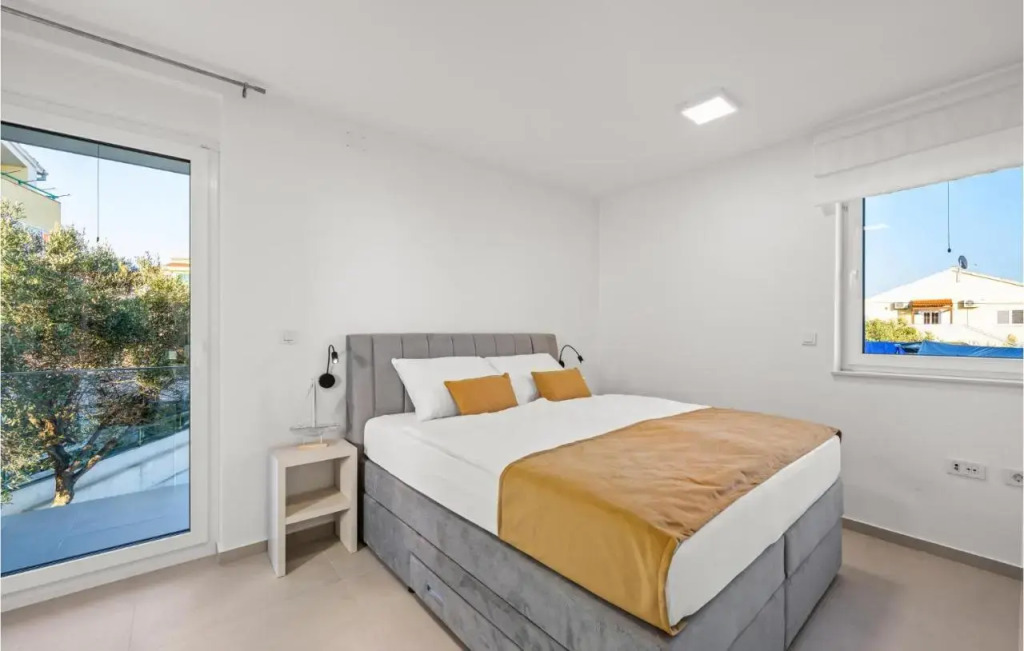 Apartment Srima 4