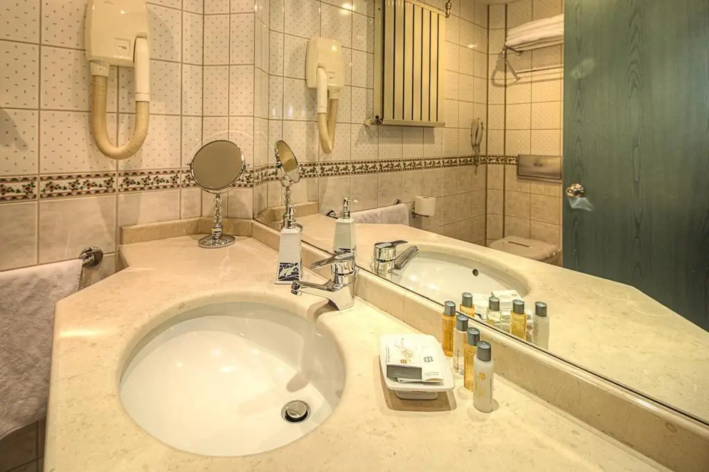 Denizatı Plus Hotel