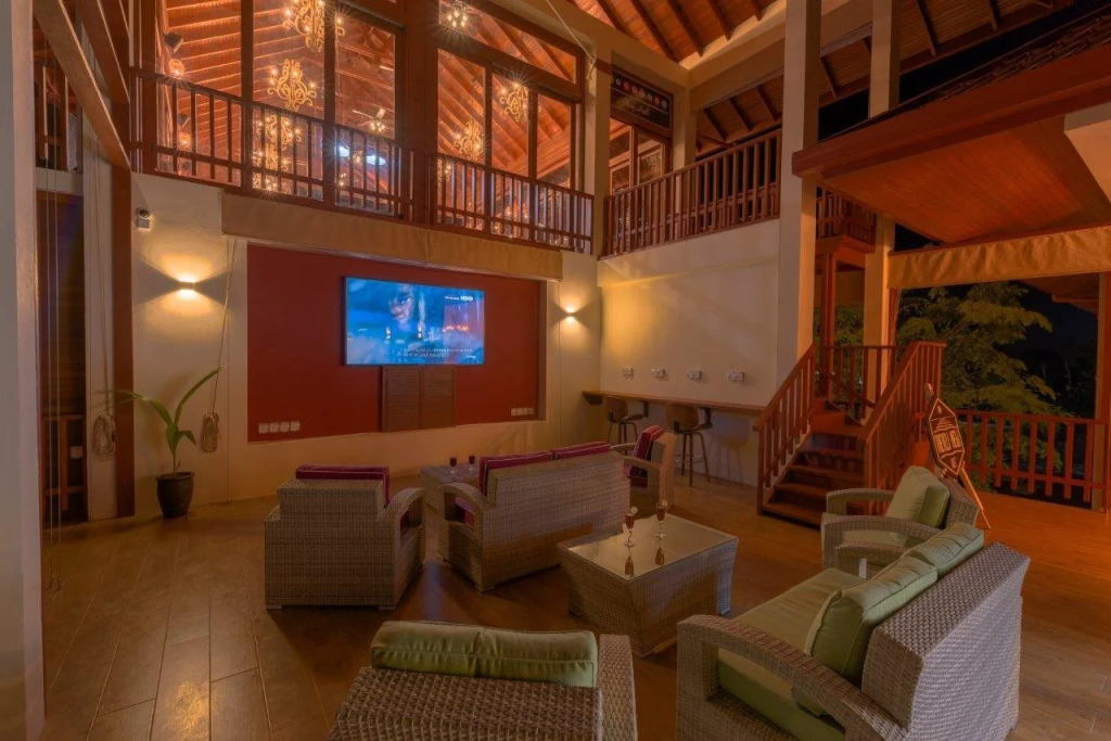 Отель Araamu Holidays & Spa