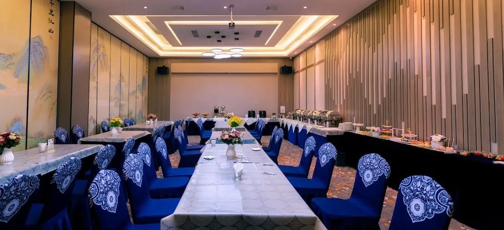 Yuan Cultural Hotel