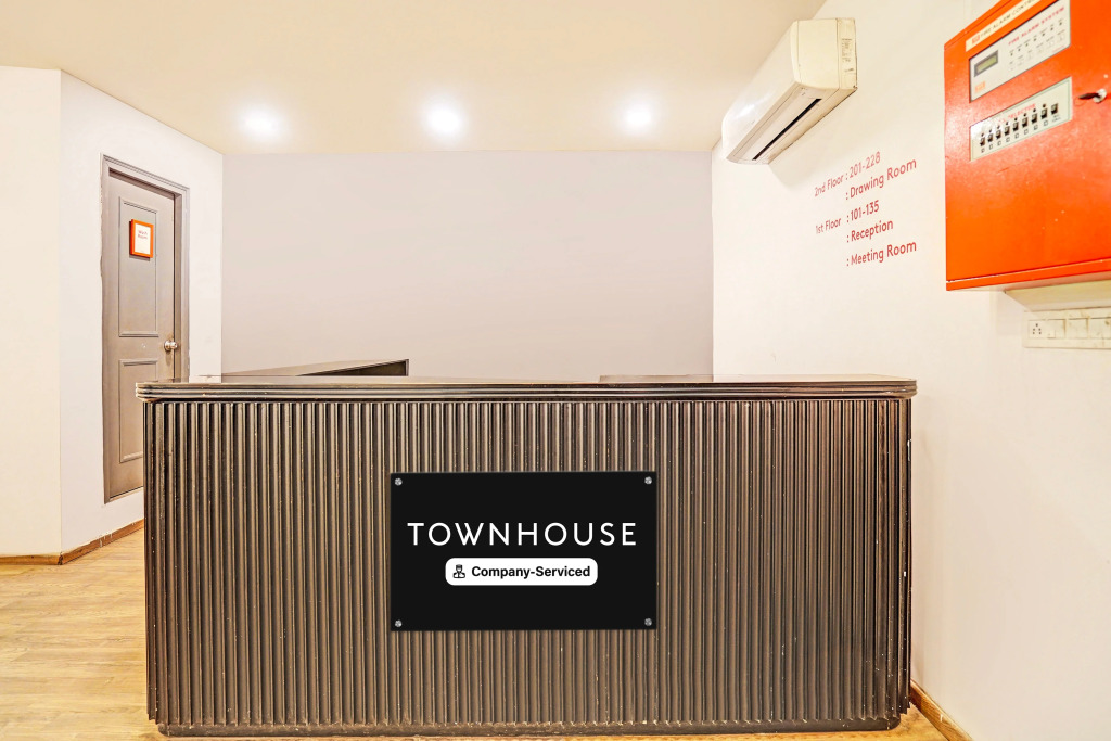 Townhouse Mukut Bazar