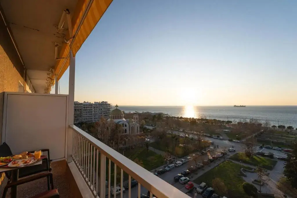 Queen Olga Hotel