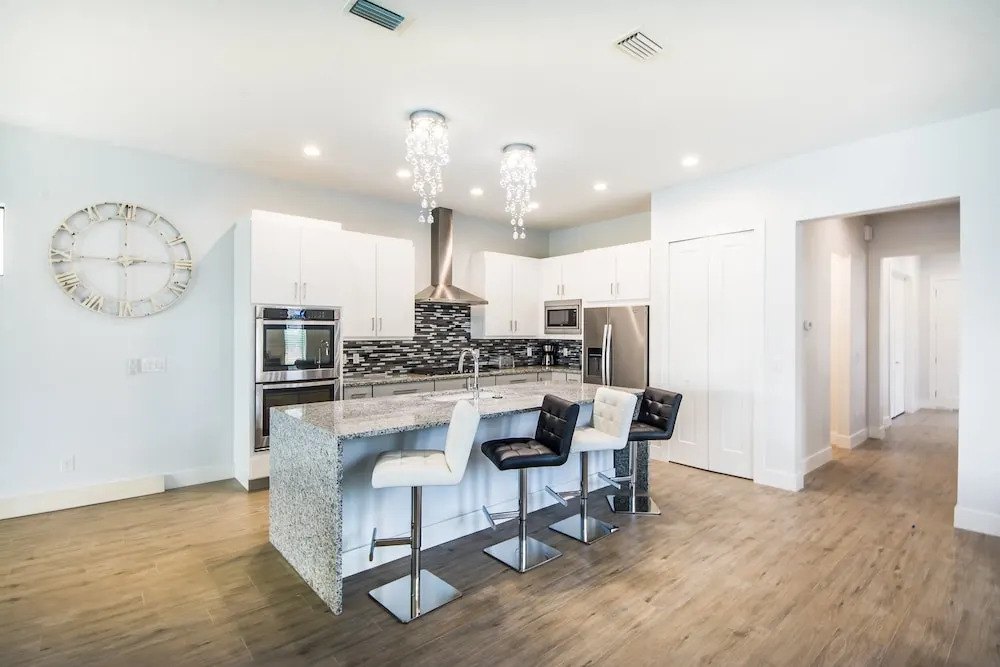 7BR Reunion Pool Home 1543 by OVRH
