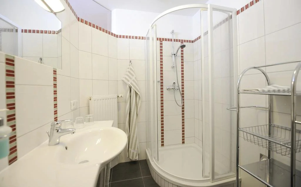 Privatzimmer und Ferienwohnungen Leeb