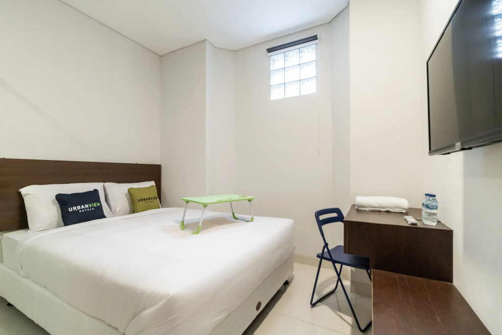 Urbanview Hotel Casa Kota Mangga Besar