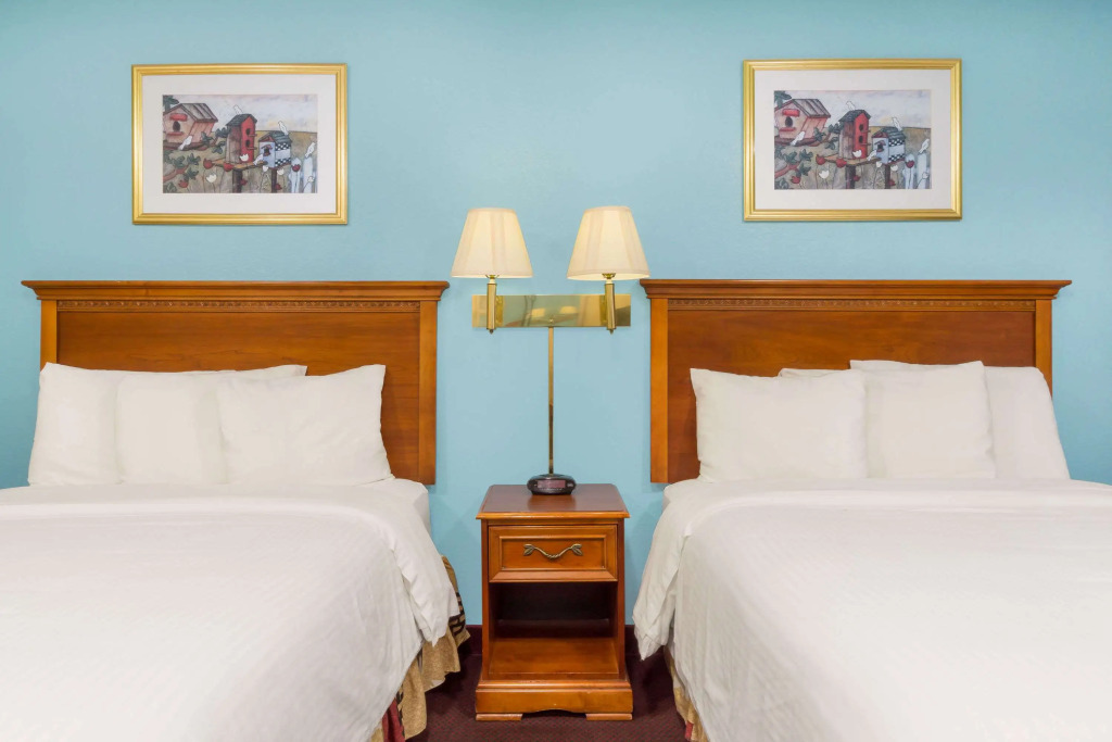 Baymont Inn & Suites by Wyndham Huber Heights Dayton Northeast