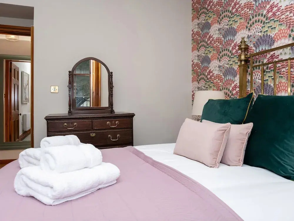 Watermouth Castle, Bassett Apartment