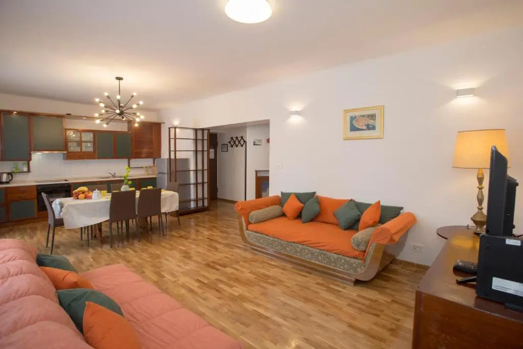 Apartment Mina