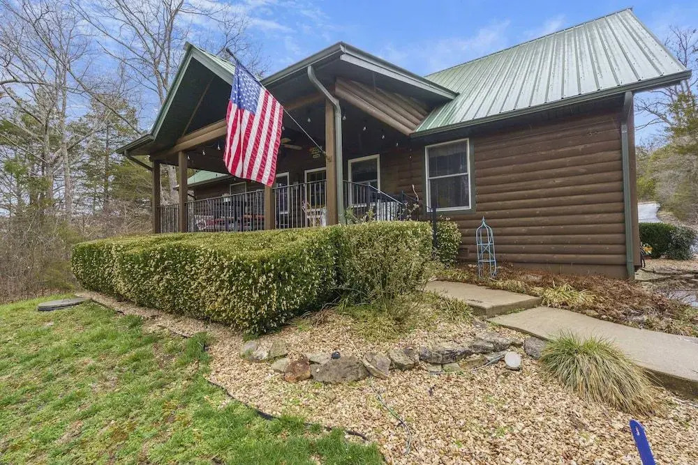 Cabin in the Cove