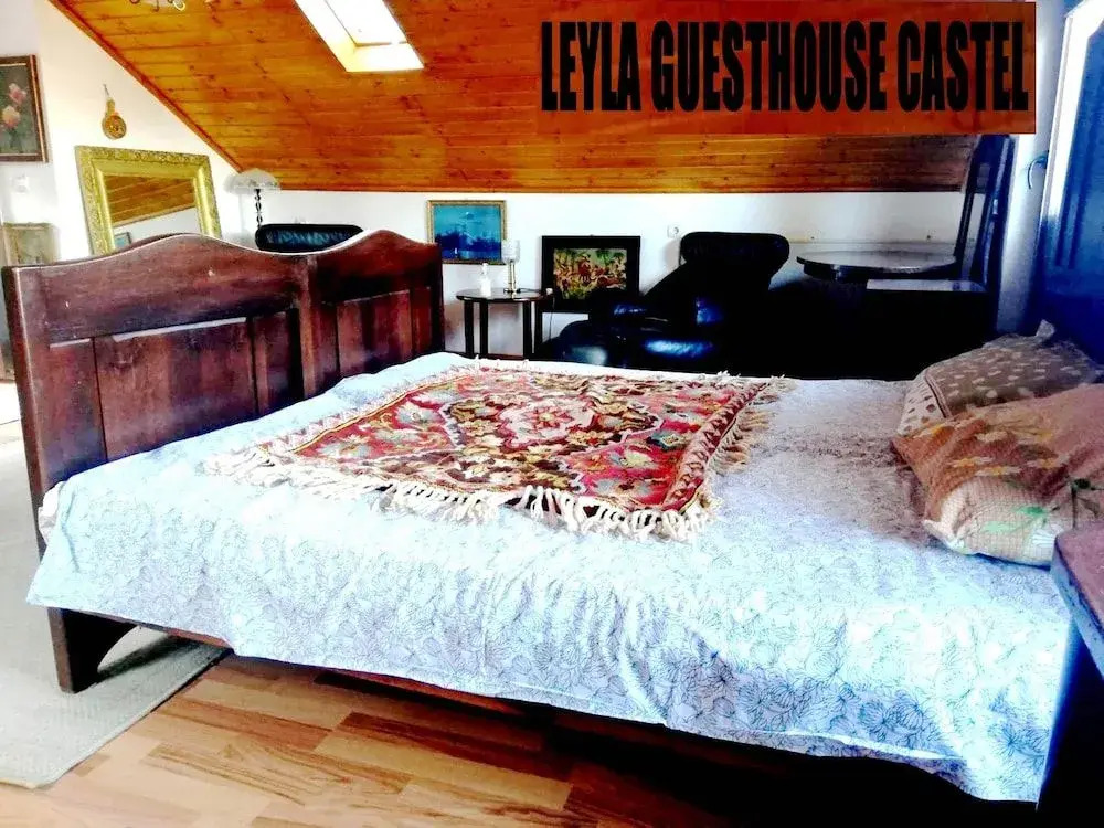 Leyla Guesthouse Castel