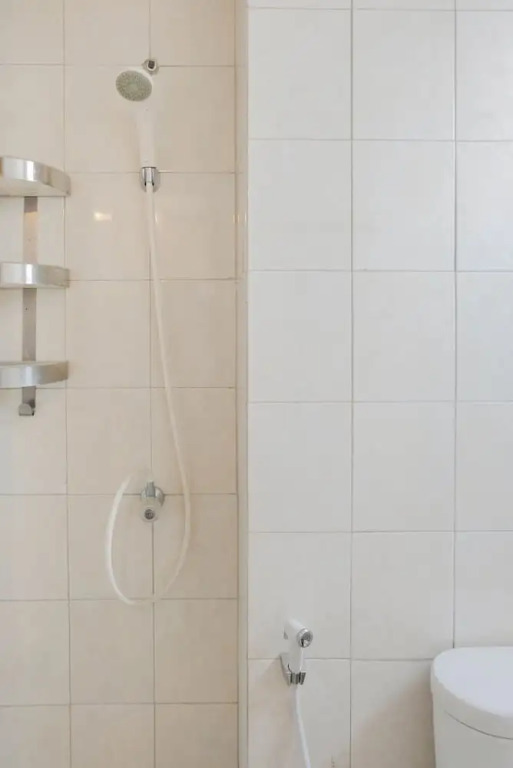 Tranquil 2BR Apartment at Bintaro Park View