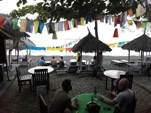 Barracuda Beach Hostel