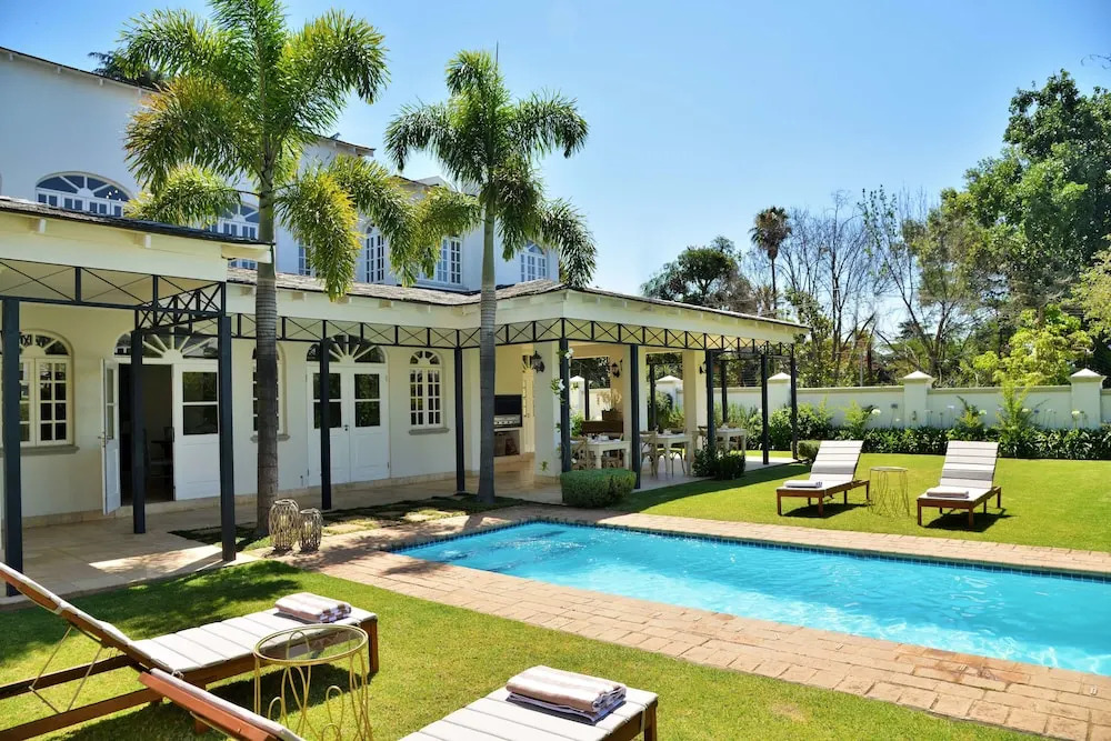 Mont d'Or Sandton Villas