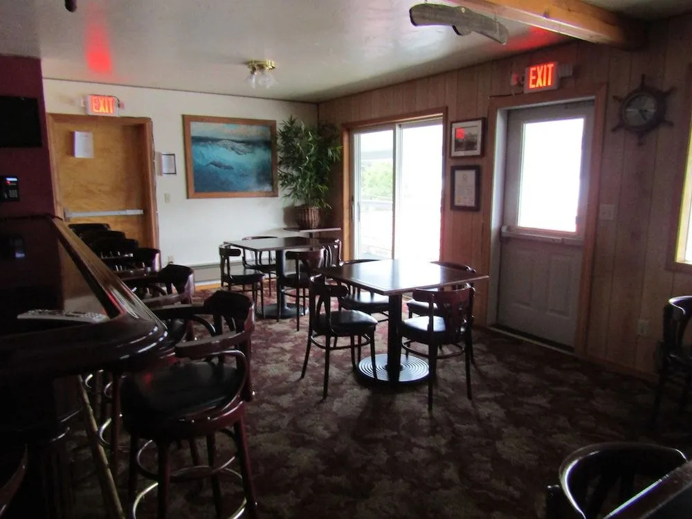 Captains Choice Motel
