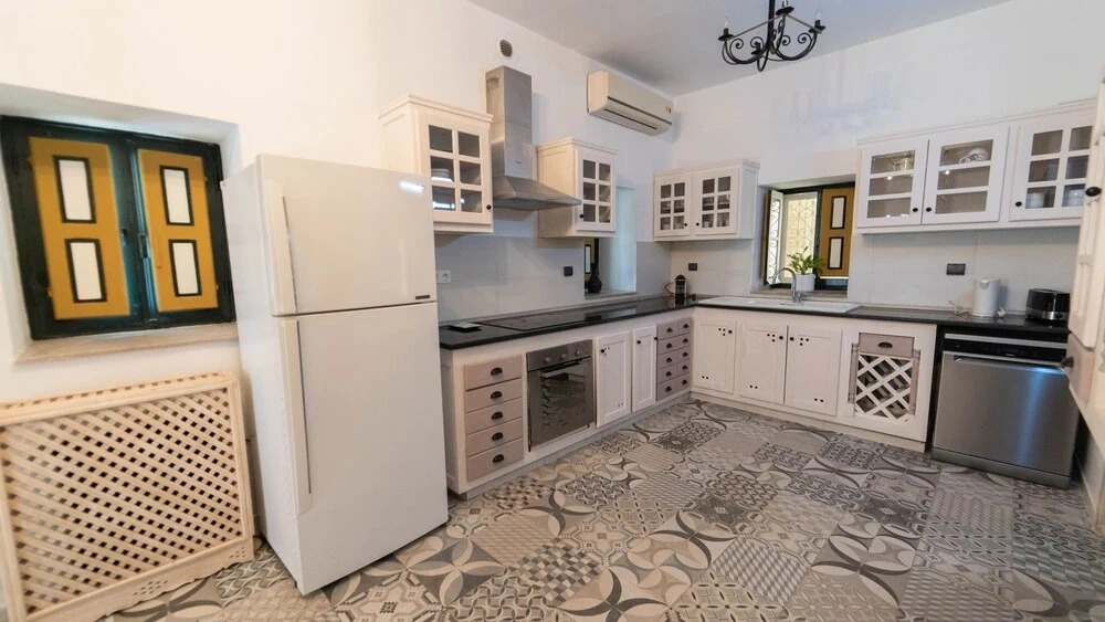 Dar Bechir 3BR Heritage Villa · Pool · La Marsa