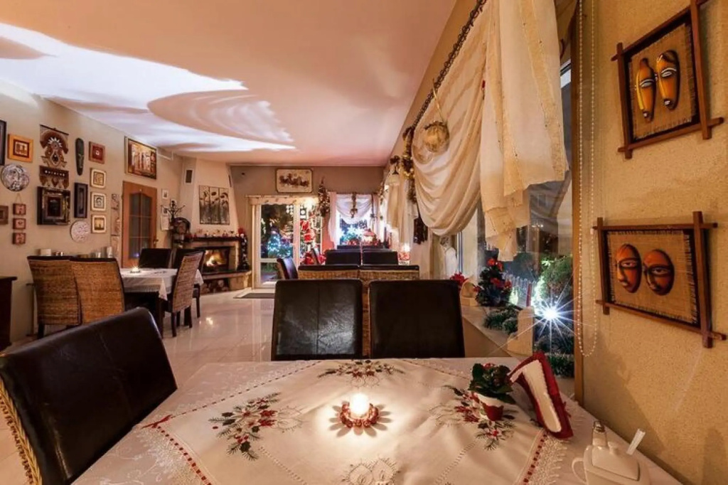 Comfortable 2-bedroom holiday apartment, pool, close to the beach, Rewal