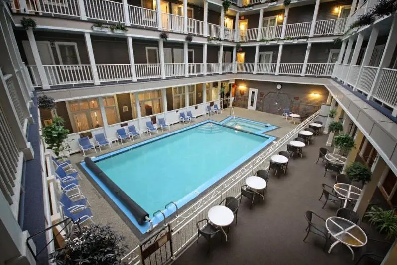 Lake View Hotel