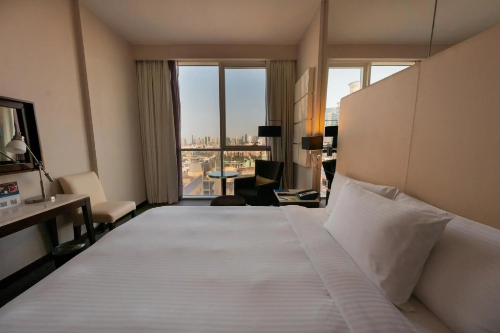 Centro Al Manhal by Rotana