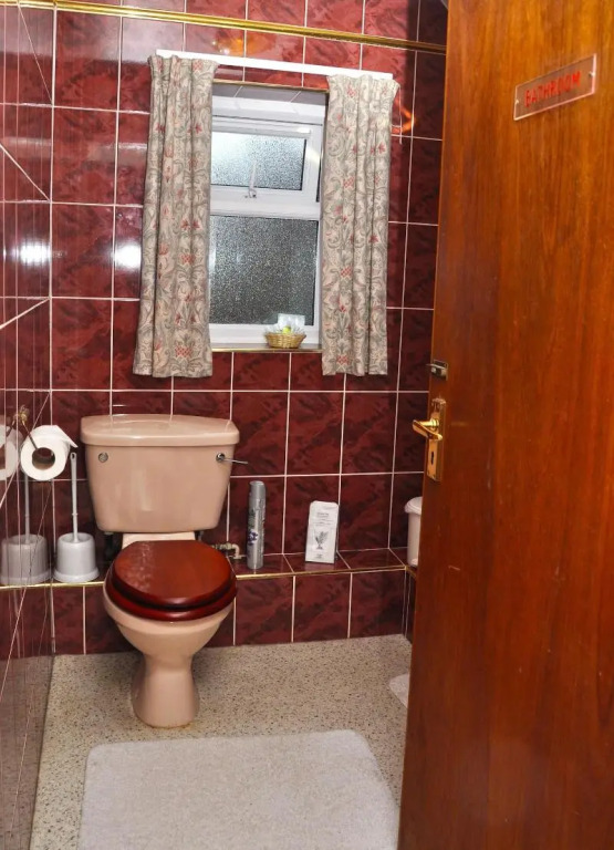 Waverley B & B