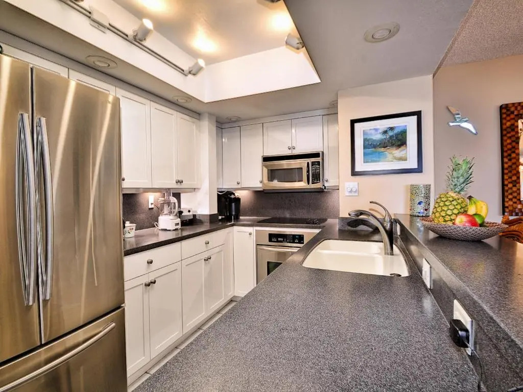440 West 607N 6th Floor 440 West Condo with Stunning Water View. 23148