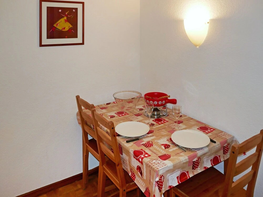 Apartment Valaisia 34A by Interhome