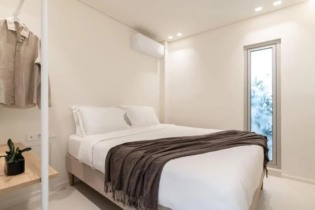 2BD Boho Sea View Apartment by The Olon
