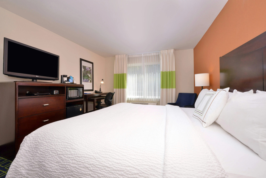 Fairfield by Marriott Tacoma Puyallup