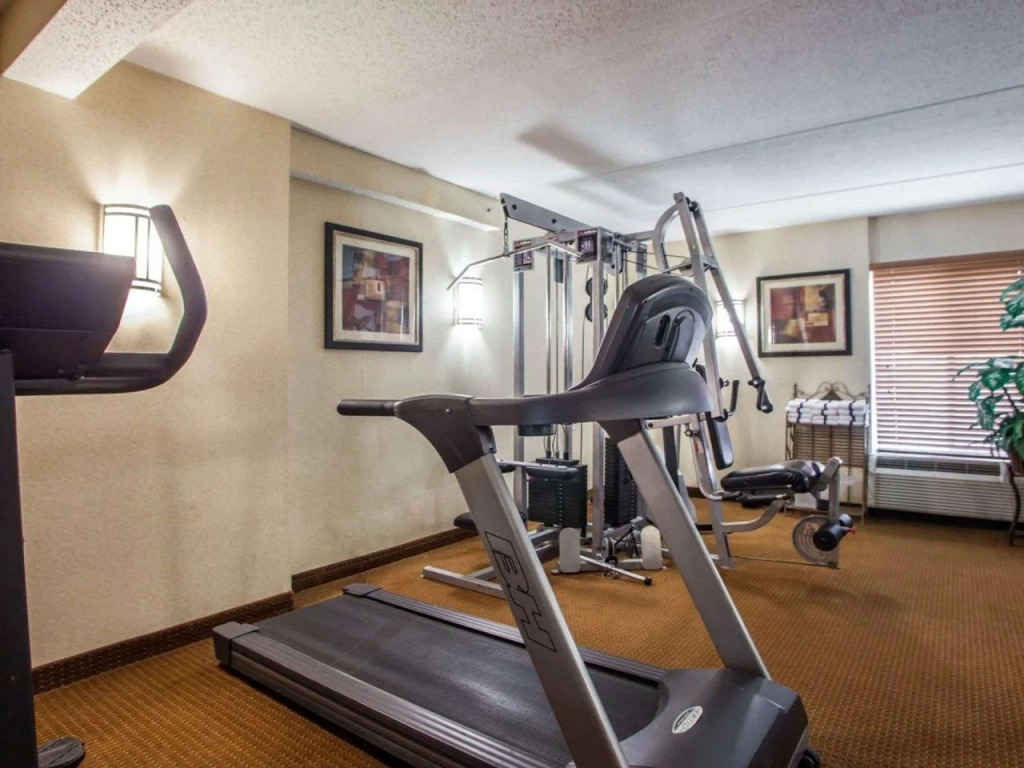 Quality Inn Aurora - Naperville Area