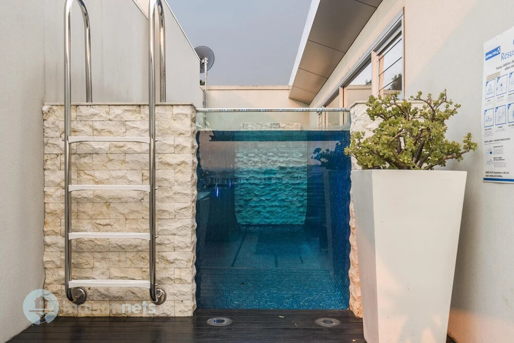 3BR Sydney Harbourside Home/Rooftop Pool & Parking