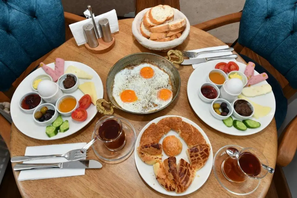 Andi Hotel
