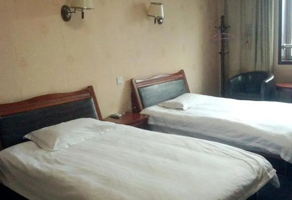 Shuangfeng Inn