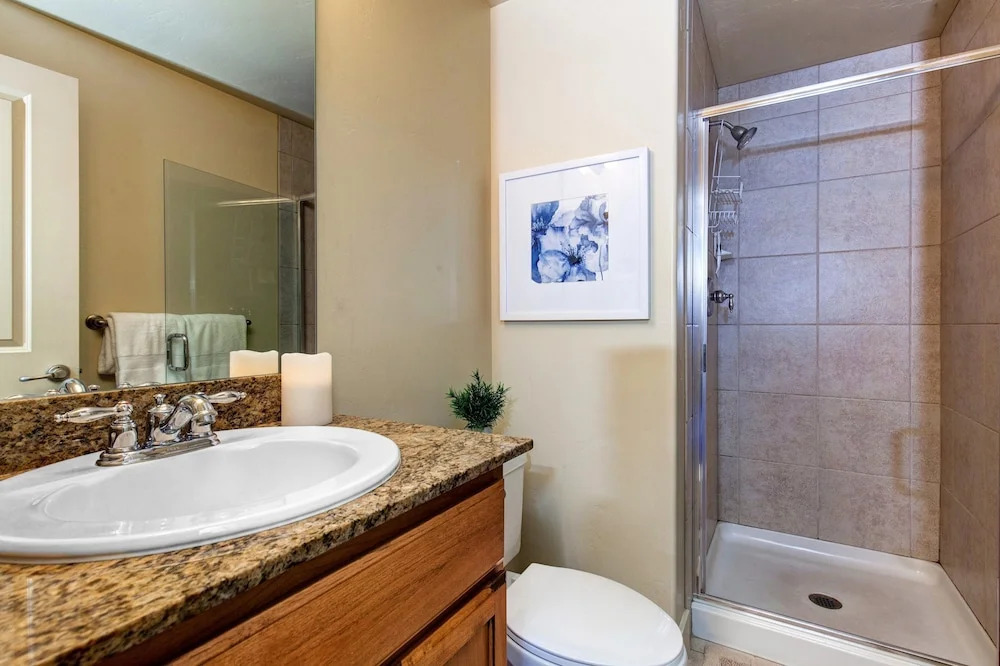 4BR/3.5BA Remarkable Bear Hollow Townhome by RedAwning