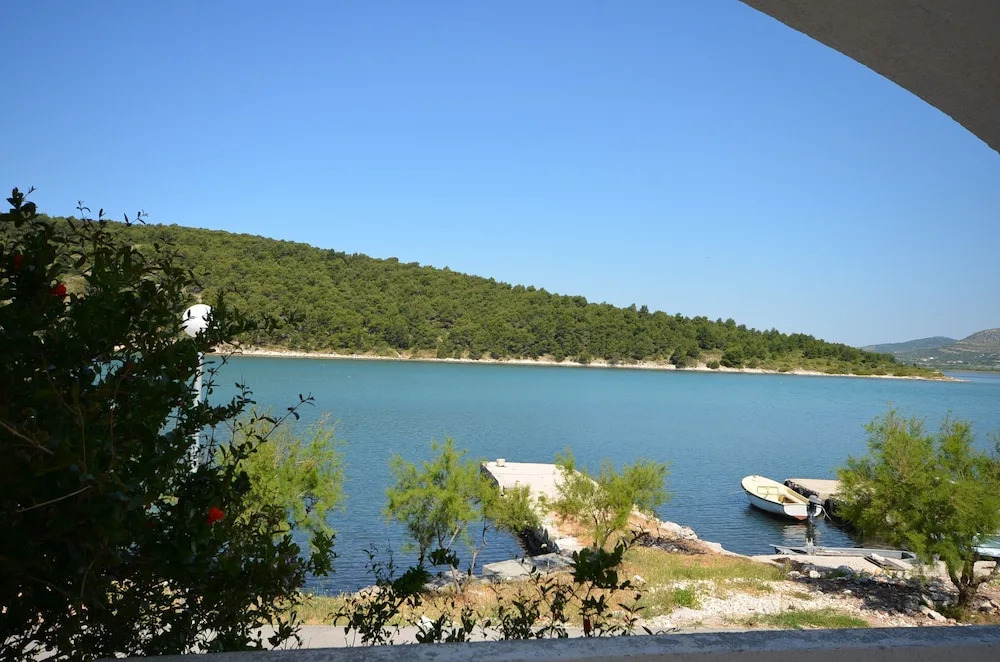Apartments Zlatko