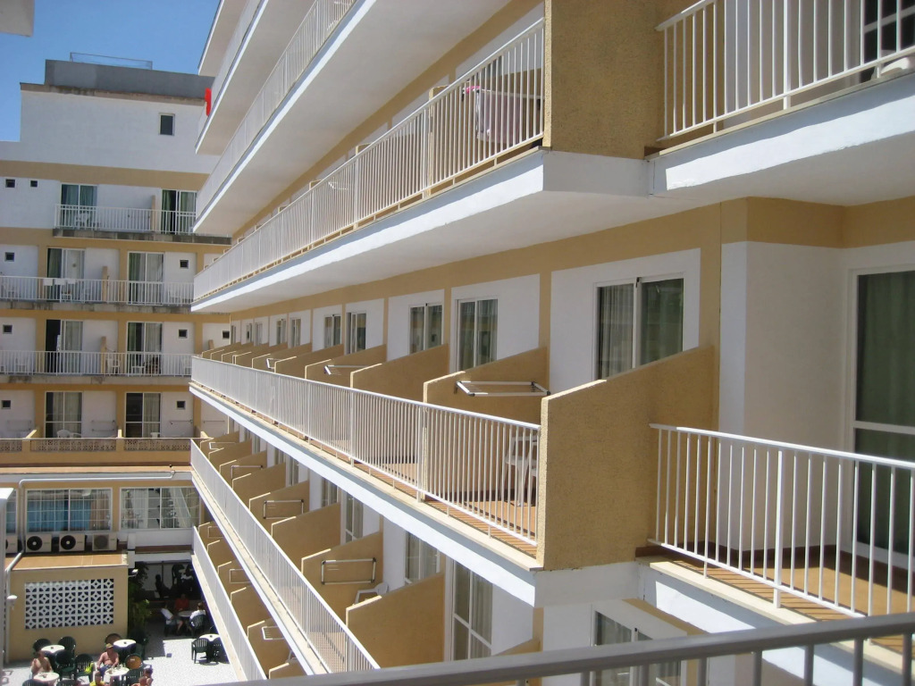 Hotel Riutort
