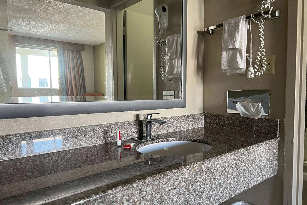 Baymont Inn by Wyndham Odessa University Area