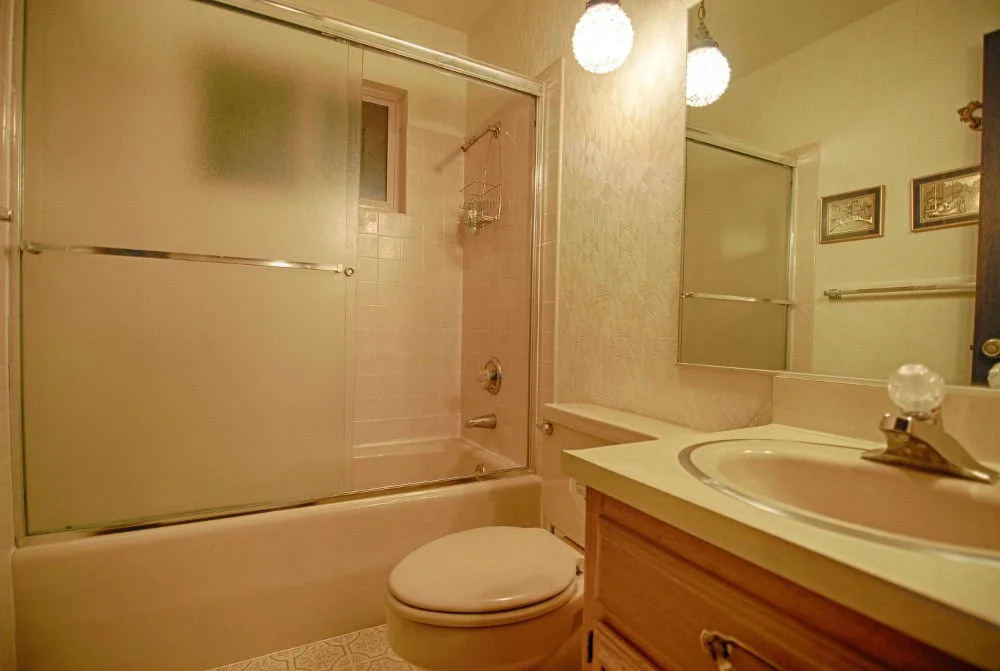 372 Rim Drive - 3 Br Home